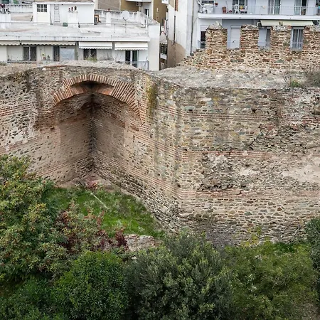 West Walls Apartment