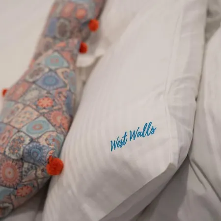 West Walls Tesalónica