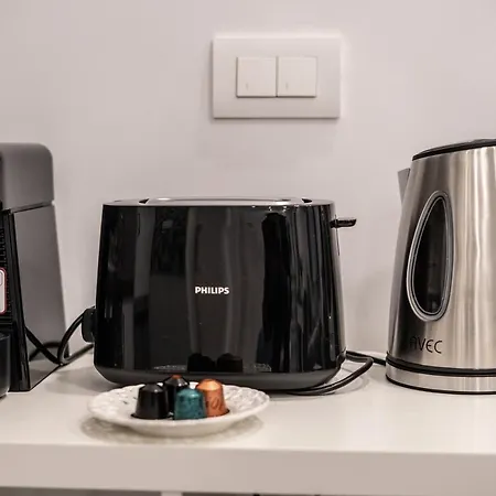 West Walls * Tesalónica