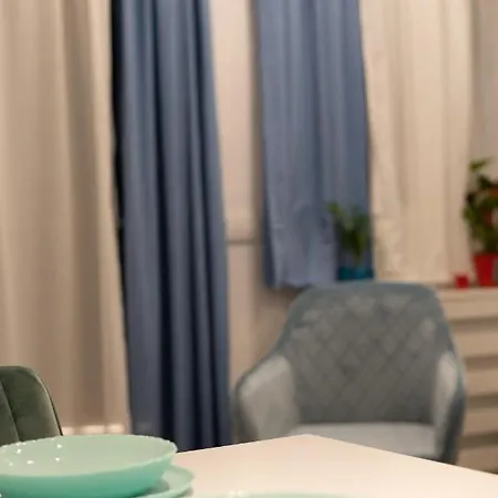 West Walls * סלוניקי